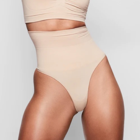 Skims Core Control Thong